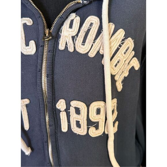 Abercrombie & Fitch Men's Navy Blue and White Distressed Full Zip Hoodie With Po - Picture 6 of 10
